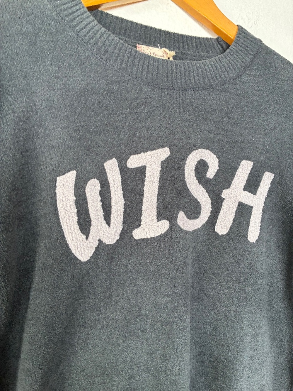 Hem & Thread Wish Pullover Crew Neck Sweater Medium Cozy Cabin Winter - Picture 2 of 7